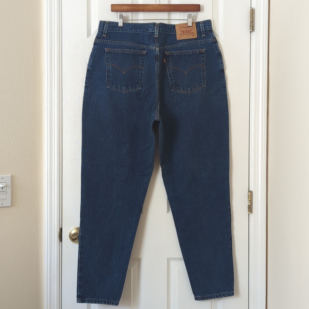 Levi's 90's Vintage 550 Dark Wash High Rise Relaxed Fit Tapered Leg Mom Jeans 18 - Picture 4 of 15